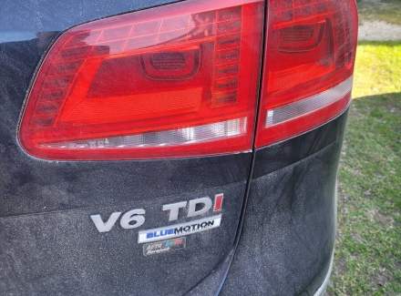 Volkswagen - Touareg