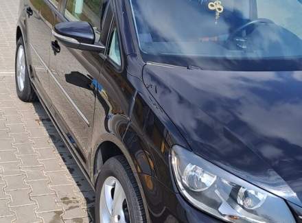 Volkswagen - Touran
