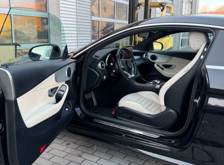 Mercedes-Benz - C-class