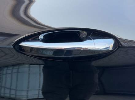 Mercedes-Benz - C-class