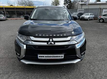 Mitsubishi - Outlander