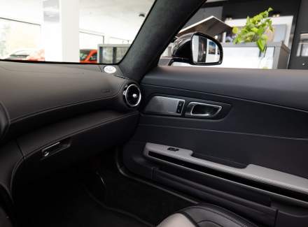 Mercedes-Benz - AMG GT