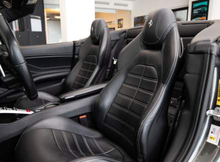 Ferrari - California