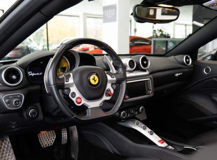 Ferrari - California