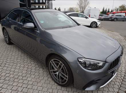 Mercedes-Benz - E-class