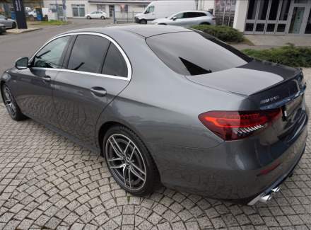 Mercedes-Benz - E-class