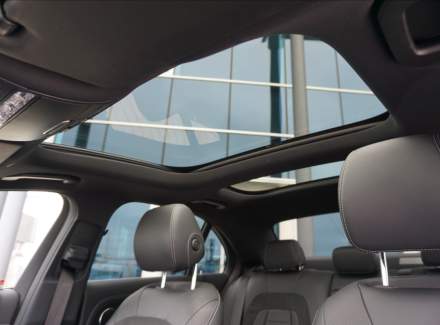 Mercedes-Benz - E-class