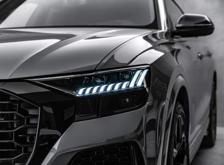 Audi - RS Q8