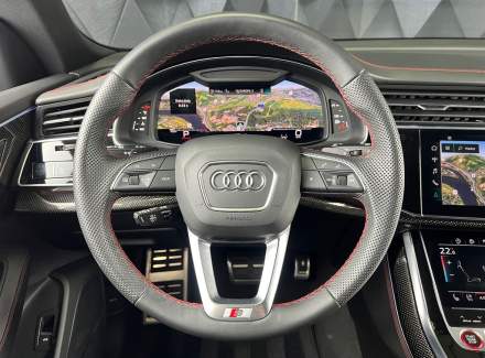 Audi - SQ8
