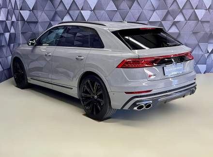Audi - SQ8