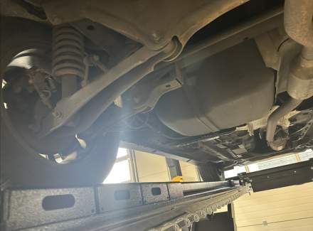 Mitsubishi - Outlander