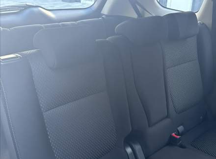 Mitsubishi - Outlander