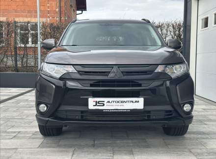 Mitsubishi - Outlander