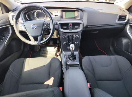 Volvo - V40
