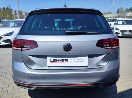 Volkswagen - Passat