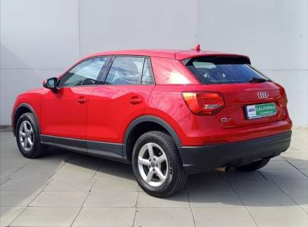 Audi - Q2