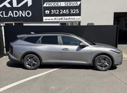 Kia - K4