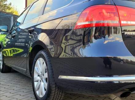 Volkswagen - Passat