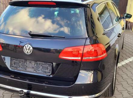 Volkswagen - Passat