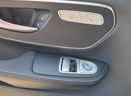 Mercedes-Benz - V-class