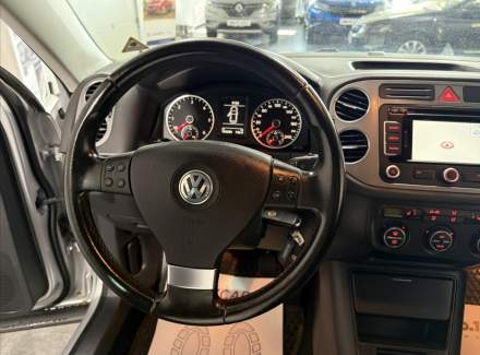 Volkswagen - Tiguan