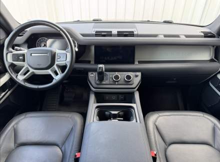 Land Rover - Defender