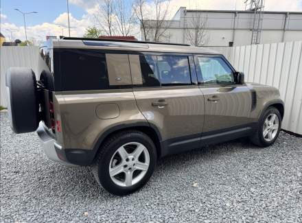Land Rover - Defender