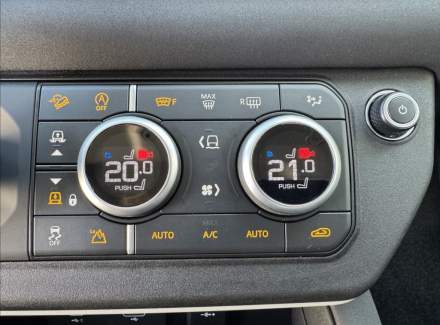 Land Rover - Defender