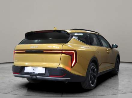Kia - K4