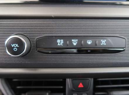 Ford - Tourneo Courier