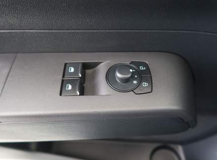 Ford - Tourneo Courier