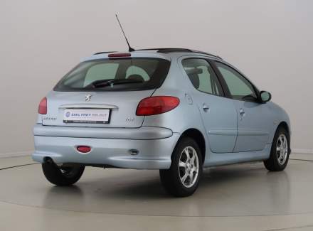 Peugeot - 206