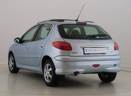 Peugeot - 206
