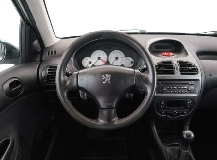 Peugeot - 206