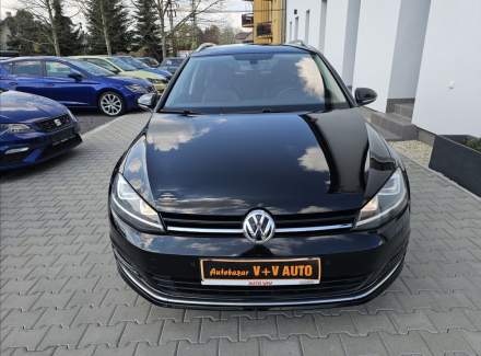 Volkswagen - Golf