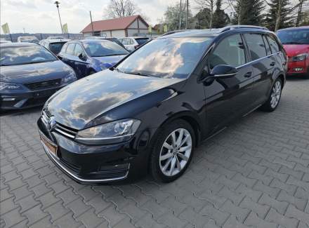 Volkswagen - Golf