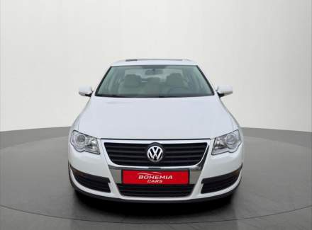 Volkswagen - Passat