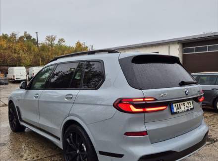 BMW - X7