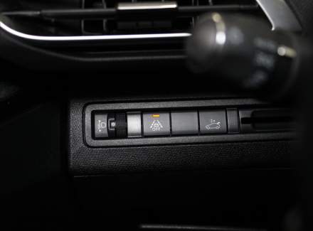 Peugeot - 5008