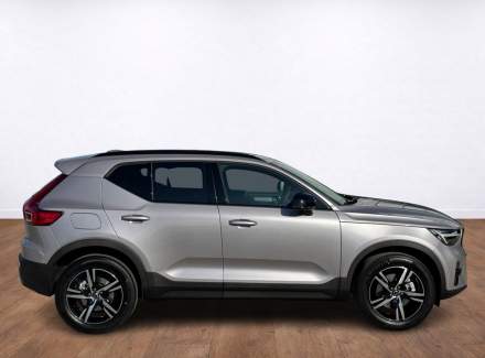 Volvo - XC40