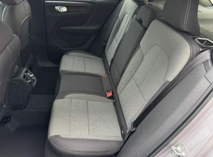 Volvo - XC40