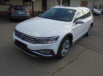 Volkswagen - Passat