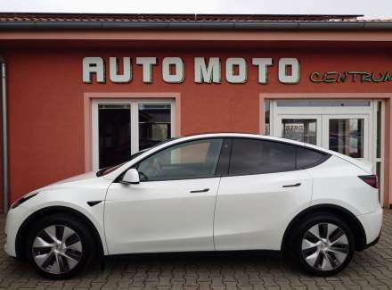 Tesla - Model Y