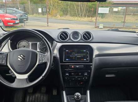 Suzuki - Vitara