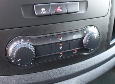 Mercedes-Benz - Vito