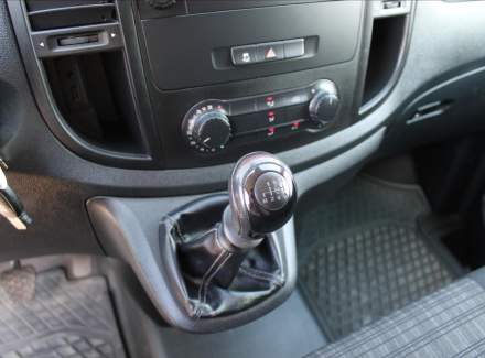 Mercedes-Benz - Vito
