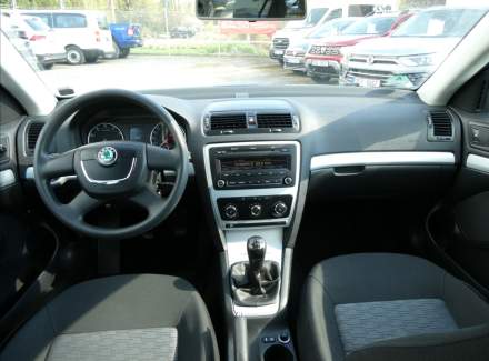 Škoda - Octavia