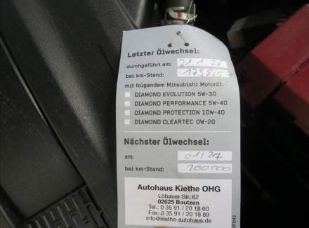 Mitsubishi - Outlander