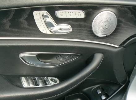 Mercedes-Benz - E-class