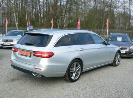 Mercedes-Benz - E-class